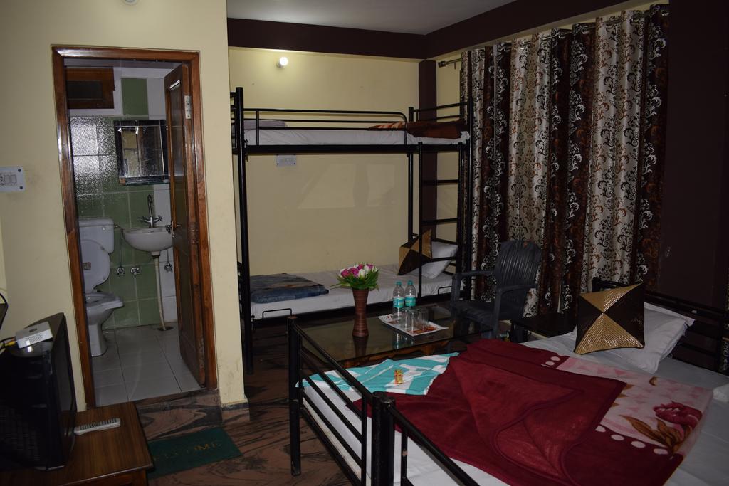 נייניטל Star Guest House מראה חיצוני תמונה